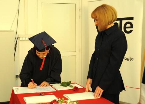 Svečana promocija 2011 upisani 2006/07